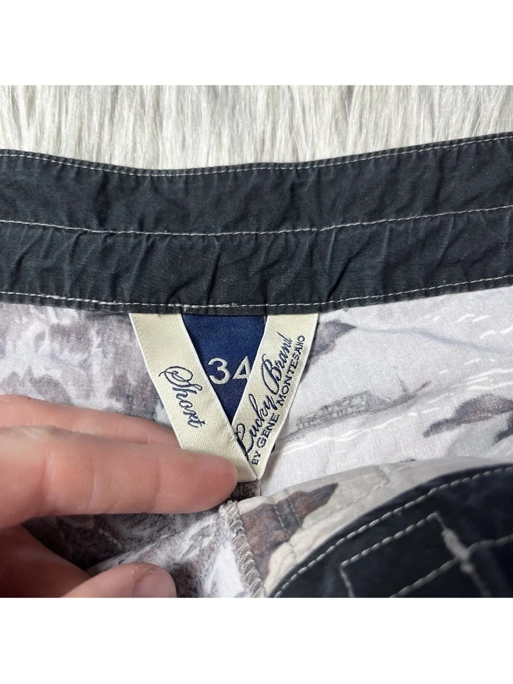 Vintage Y2K Lucky Brand Men’s Dragon Embroidered Board Short